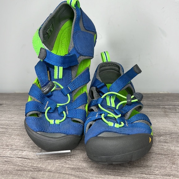 Keen Seacamp II Cnx Sandals big boys size 6 - Picture 2 of 7